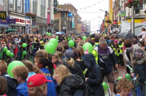 Crowds in Southend High Street